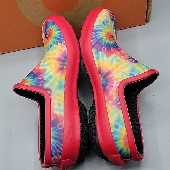 NIB Bogs Patch Clog Tie Dye size 7 - Picture 3 of 7